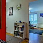Apartment 1 Bed In Oc-h27278